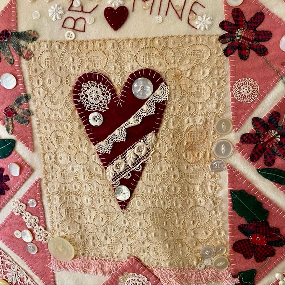 Handcrafted Felt Valentine “Be Mine” Wall Hanging Banner Romantic Lace Appliqué - Picture 3 of 15